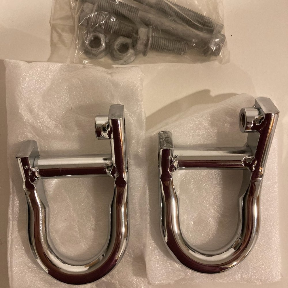 OEM Tow Hooks - GM Part #22858898 - Recovery Tow Hooks